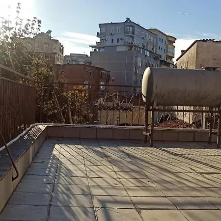 Royal Opposite Nalu Bar *