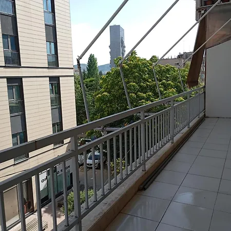 Royal Opposite Nalu Bar * 地拉那