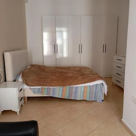 Royal Hostel Tirana
